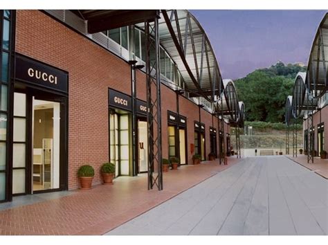 flore gucci|florence Gucci outlet.